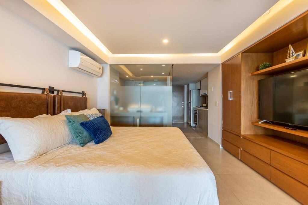Harbor 7010 By Moikkarentals Beachfront 600Mb Wifi Puerto Vallarta Luaran gambar