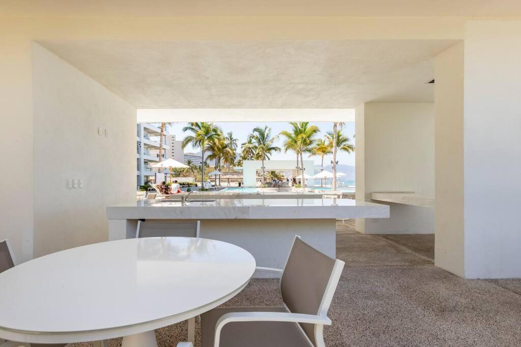 Harbor 7010 By Moikkarentals Beachfront 600Mb Wifi Puerto Vallarta Luaran gambar