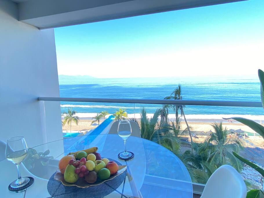 Harbor 7010 By Moikkarentals Beachfront 600Mb Wifi Puerto Vallarta Luaran gambar