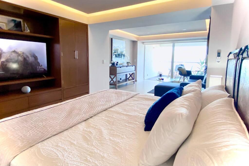 Harbor 7010 By Moikkarentals Beachfront 600Mb Wifi Puerto Vallarta Luaran gambar