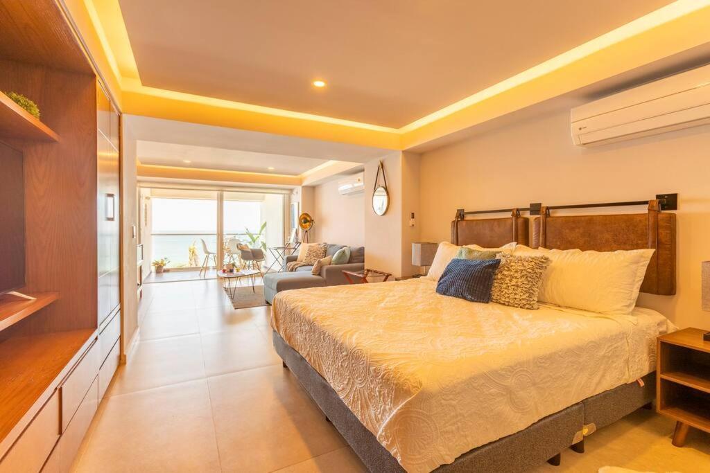 Harbor 7010 By Moikkarentals Beachfront 600Mb Wifi Puerto Vallarta Luaran gambar